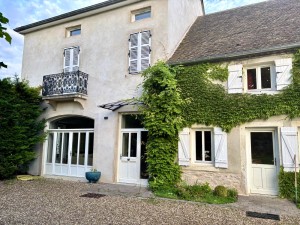 A VENDRE MAISON 300M2 MEURSANGES (BEAUNE 21200)