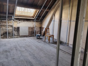 A VENDRE - DIJON CENTRE PLACE SAINT BENIGNE - Plateau de 81 