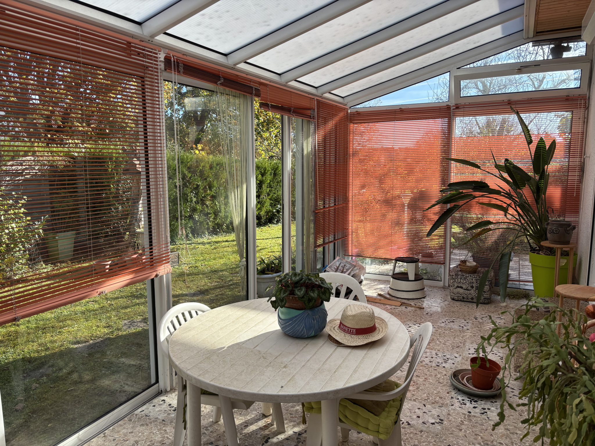 A VENDRE SAINT APOLLINAIRE (Au calme dans impasse) maison de