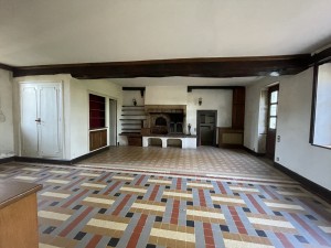 A VENDRE MAISON TYPE 5 BEAUNE