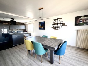 A VENDRE APPARTEMENT 5 PIECES DIJON EST (10mn du centre vill