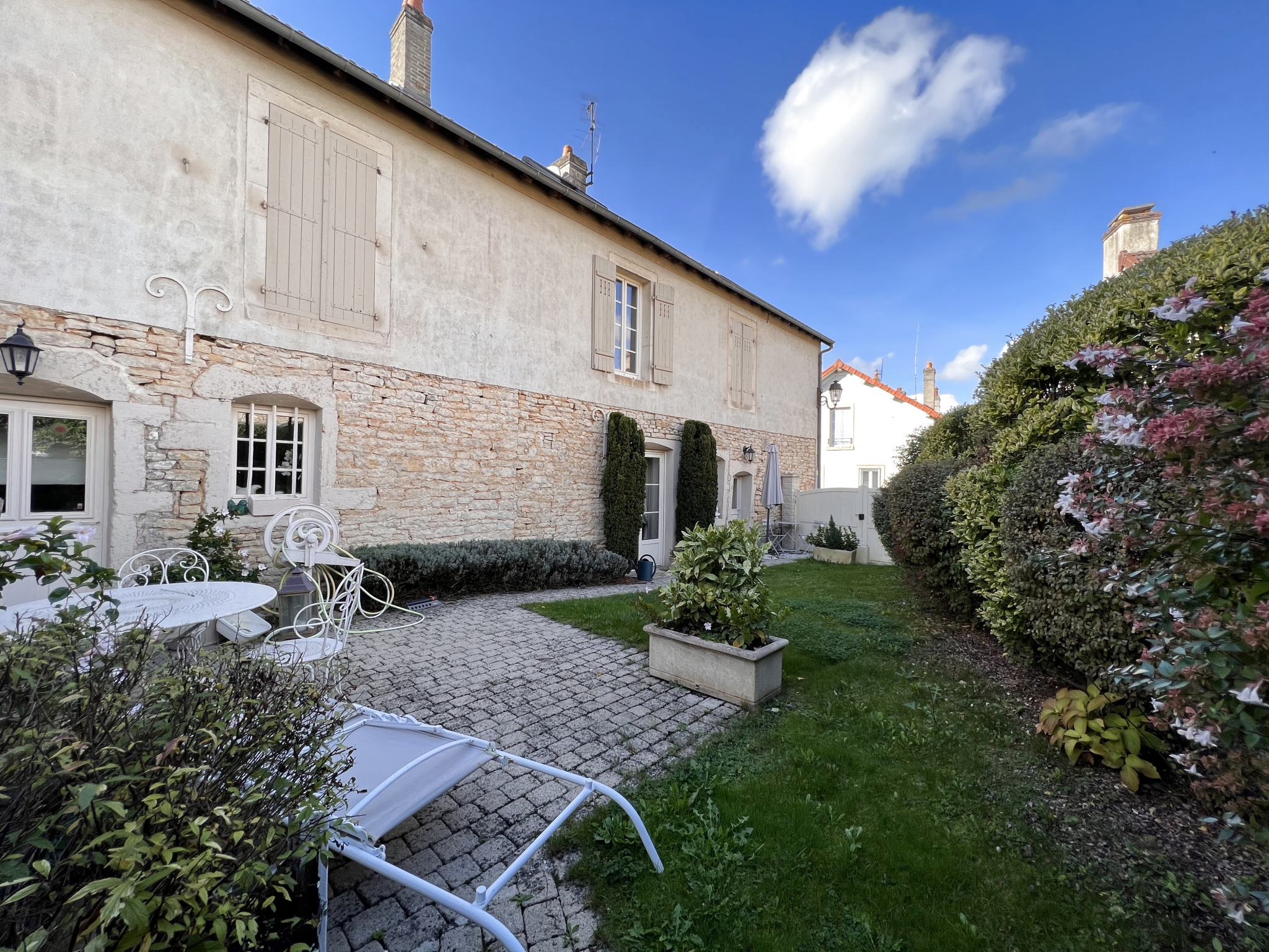 A VENDRE MAISON T7 FLEUREY SUR OUCHE