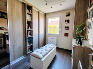 A VENDRE A BINGES (20min DIJON EST) Maison de 141 m2 de plai