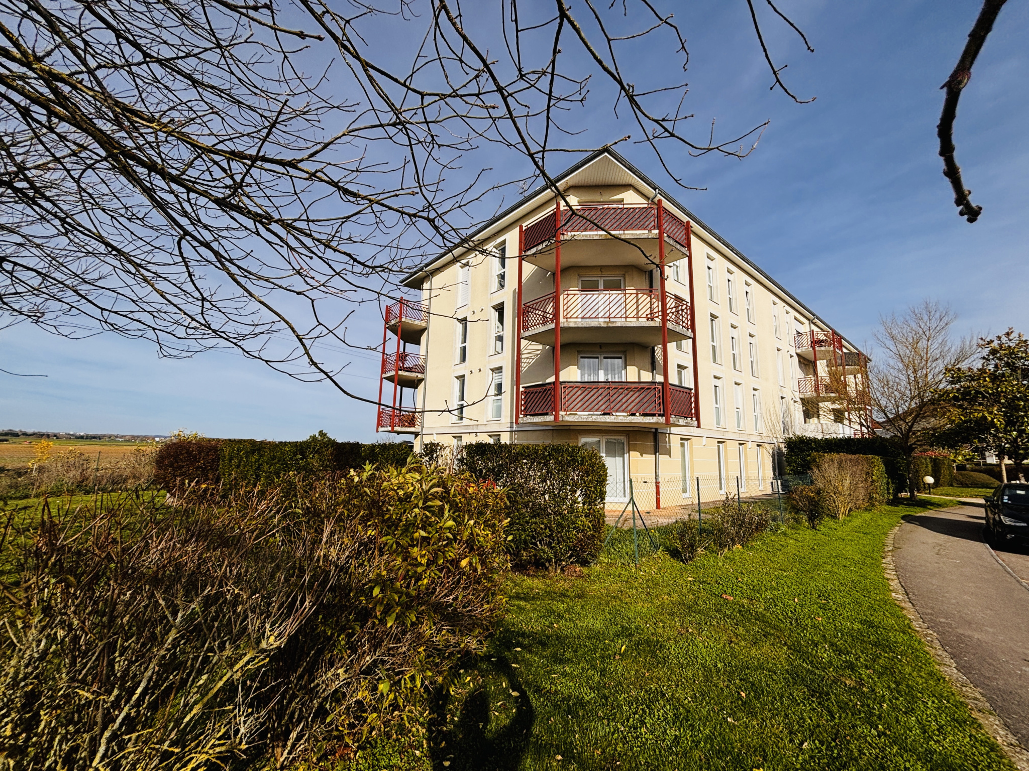 A VENDRE CHEVIGNY ST SAUVEUR APPARTEMENT TYPE 4 