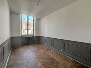 A VENDRE APPARTEMENT TYPE 6 DANS HOTEL PARTICULIER DIJON PLA