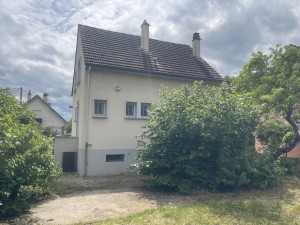 A VENDRE NUITS SAINT GEORGES maison  de type 5 proche tous c