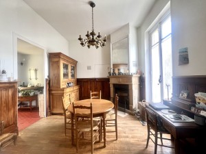 A VENDRE MAISON ANCIENNE ET GITE DE 200M2 A BOUZE-LES-BEAUNE