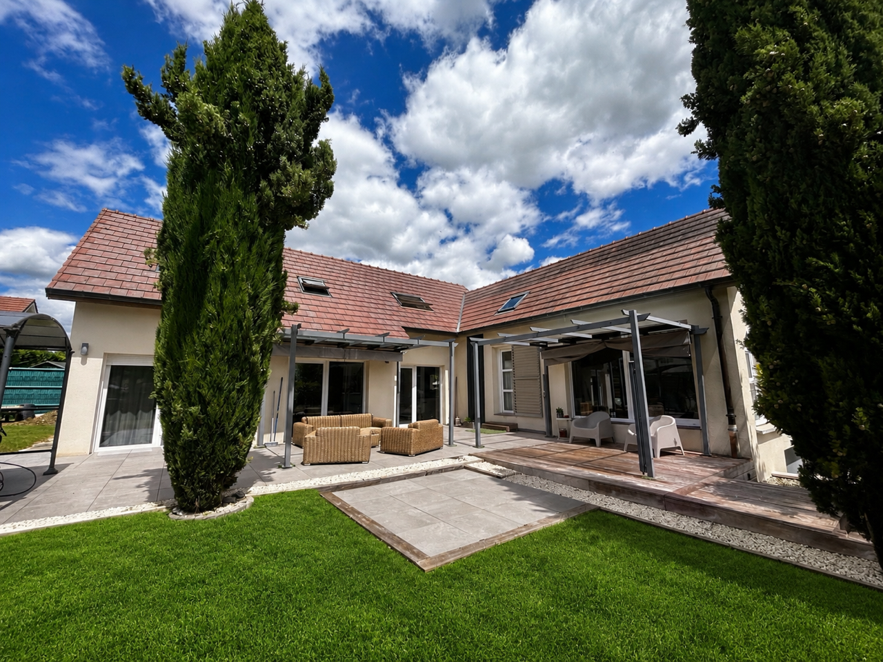 A VENDRE COUCHEY (15 mn DIJON Côte des Vins - Dijon Sud) bel