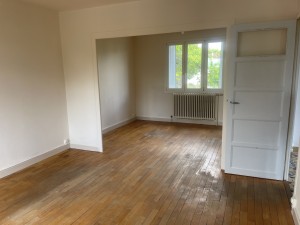 A VENDRE NUITS SAINT GEORGES maison de type 5 proche tous c