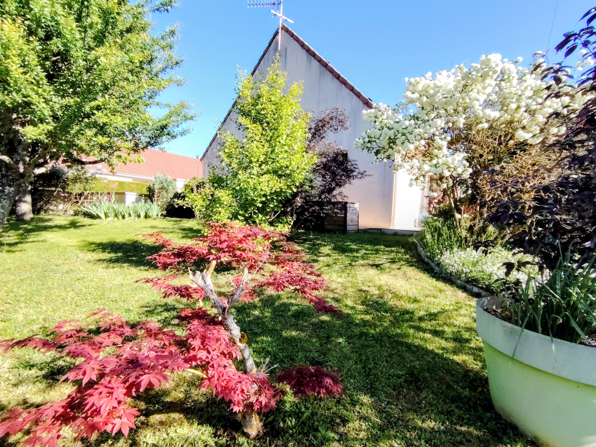 A VENDRE A BINGES (20min DIJON EST) Maison de 141 m2 de plai