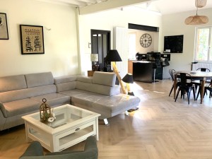 A VENDRE BEAUNE MAISON 9 PIECES AVEC PISCINE INTERIEURE ET