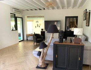 A VENDRE BEAUNE MAISON 9 PIECES AVEC PISCINE INTERIEURE ET