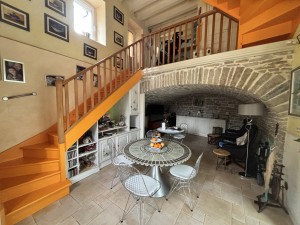 A VENDRE MAISON ANCIENNE ARCENANT 10MN NUITS ST GEORGES HAUT
