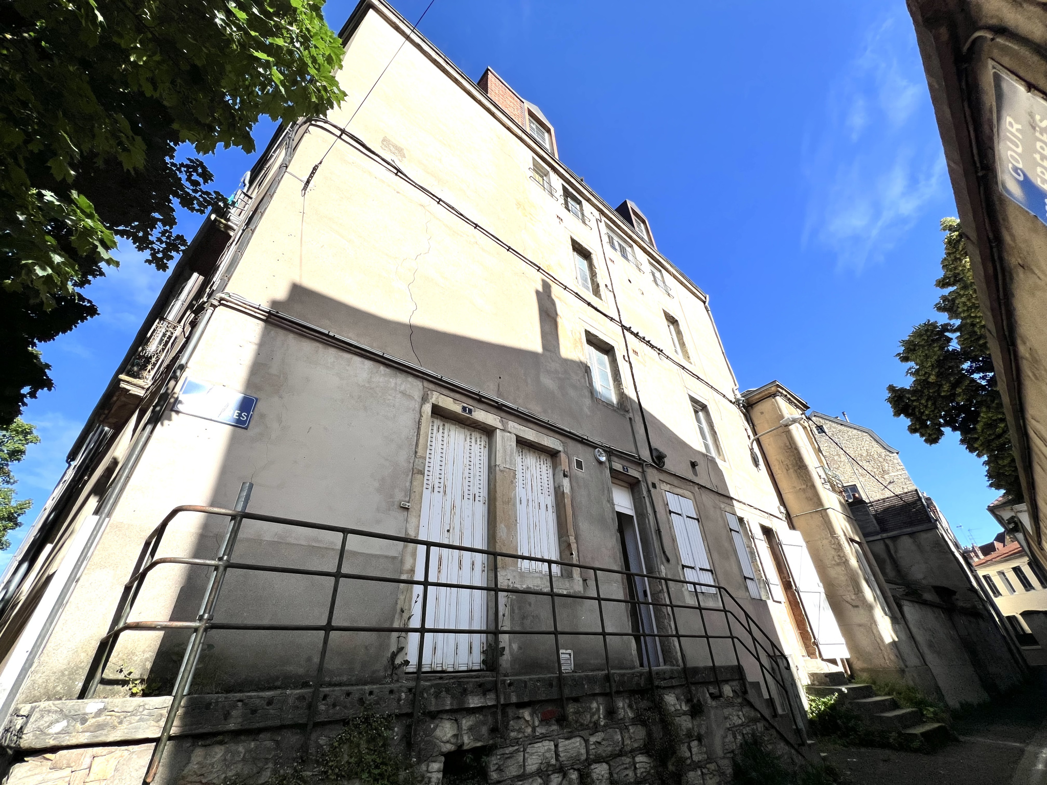 A VENDRE T1 27.59M2 CENTRE VILLE TIVOLI DIJON