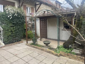 A VENDRE à Dijon Maison de charme  quartier Montchapet secte