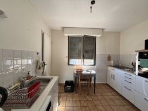 A VENDTE APPARTEMENT TYPE 3 DIJON PROXIMITE JARDIN DARCY
