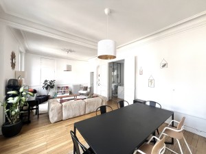 A VENDRE CENTRE VILLE DIJON APPARTEMENT TYPE 8 173M2