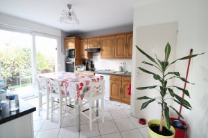 A VENDRE MAISON TYPE 6 DIJON COTAUX DU SUZON 