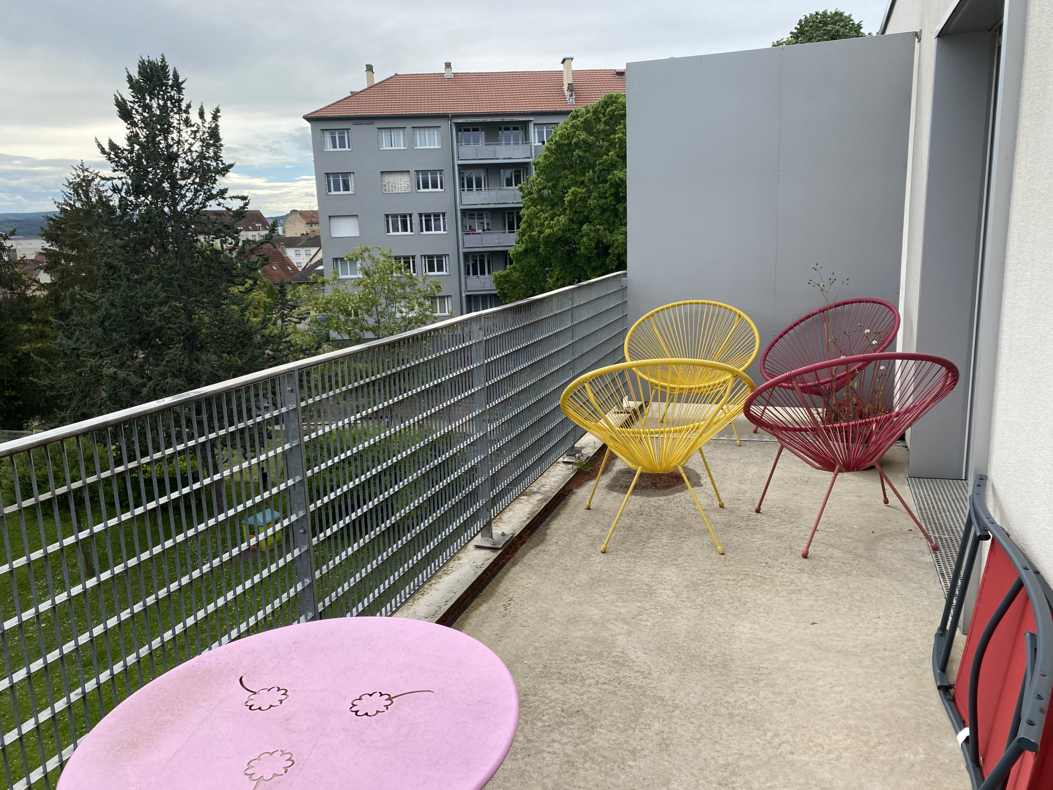 A VENDRE DIJON UNIVERSITES, bel appartement type 3 avec terr